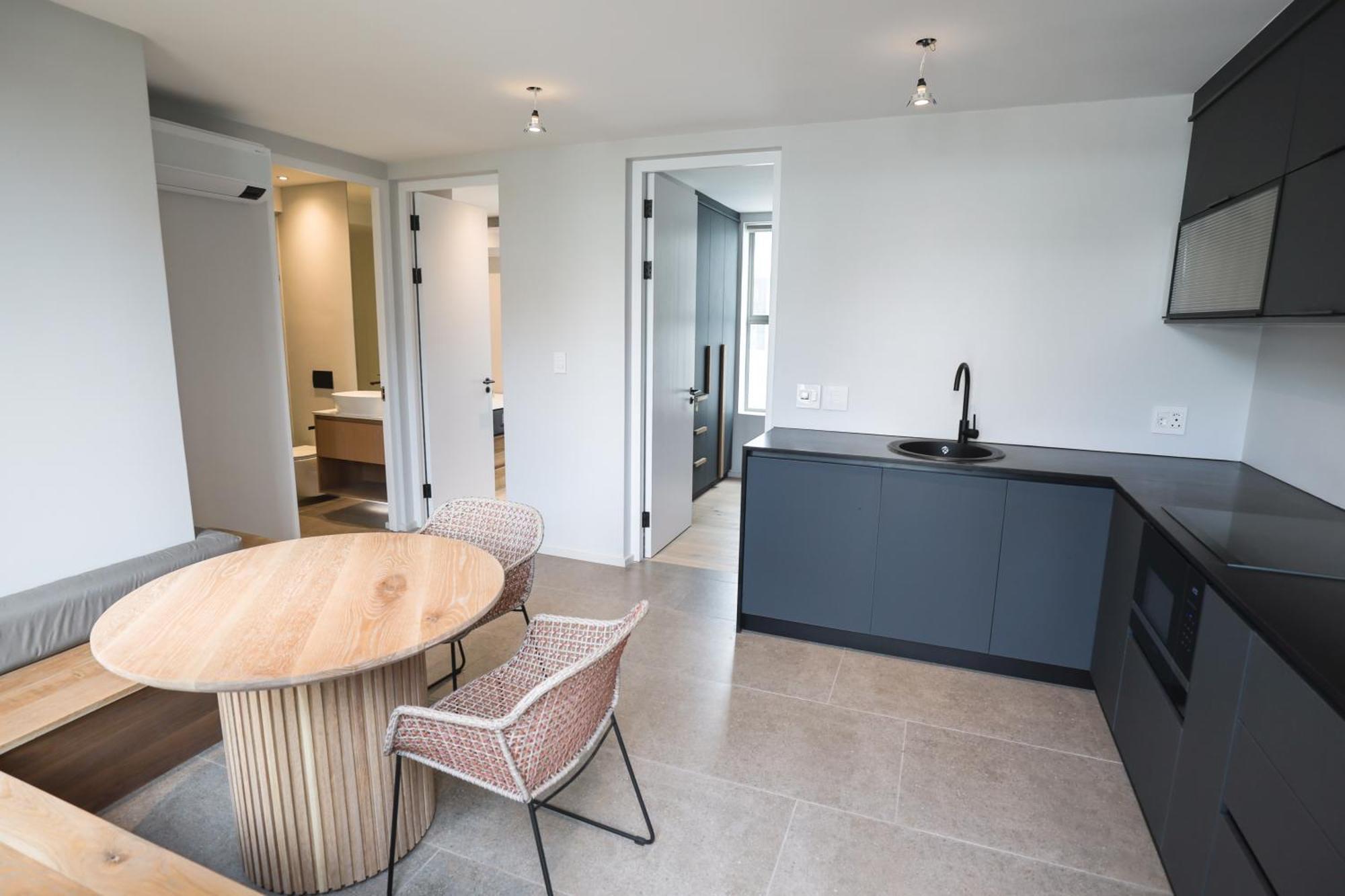 Aparthotel Ocean 9 - Sunset Beachfront Residency Cape Town