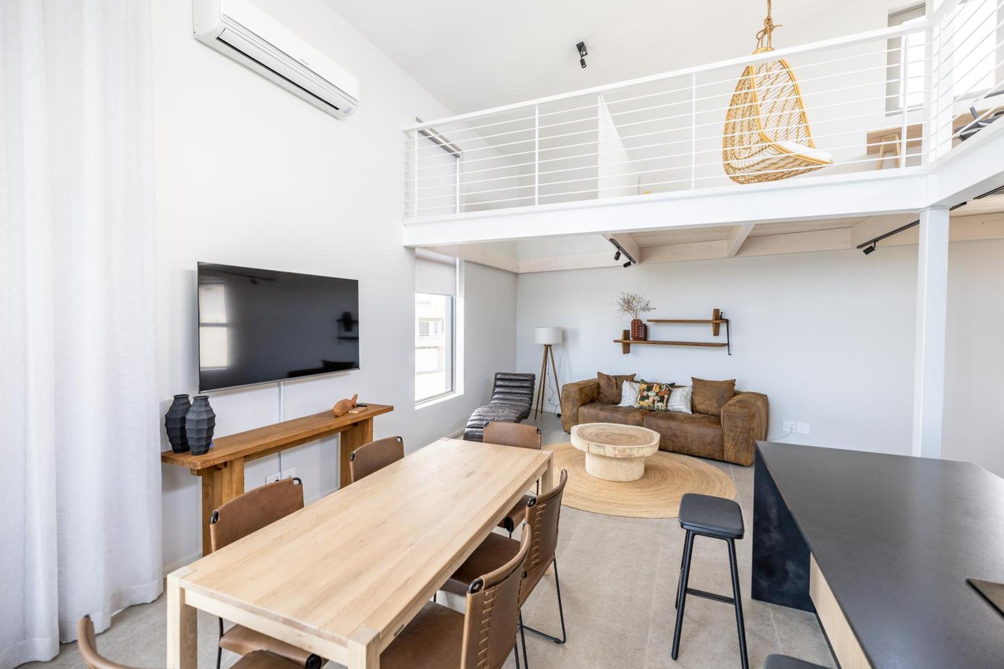 Ocean 9 - Sunset Beachfront Residency Aparthotel *
