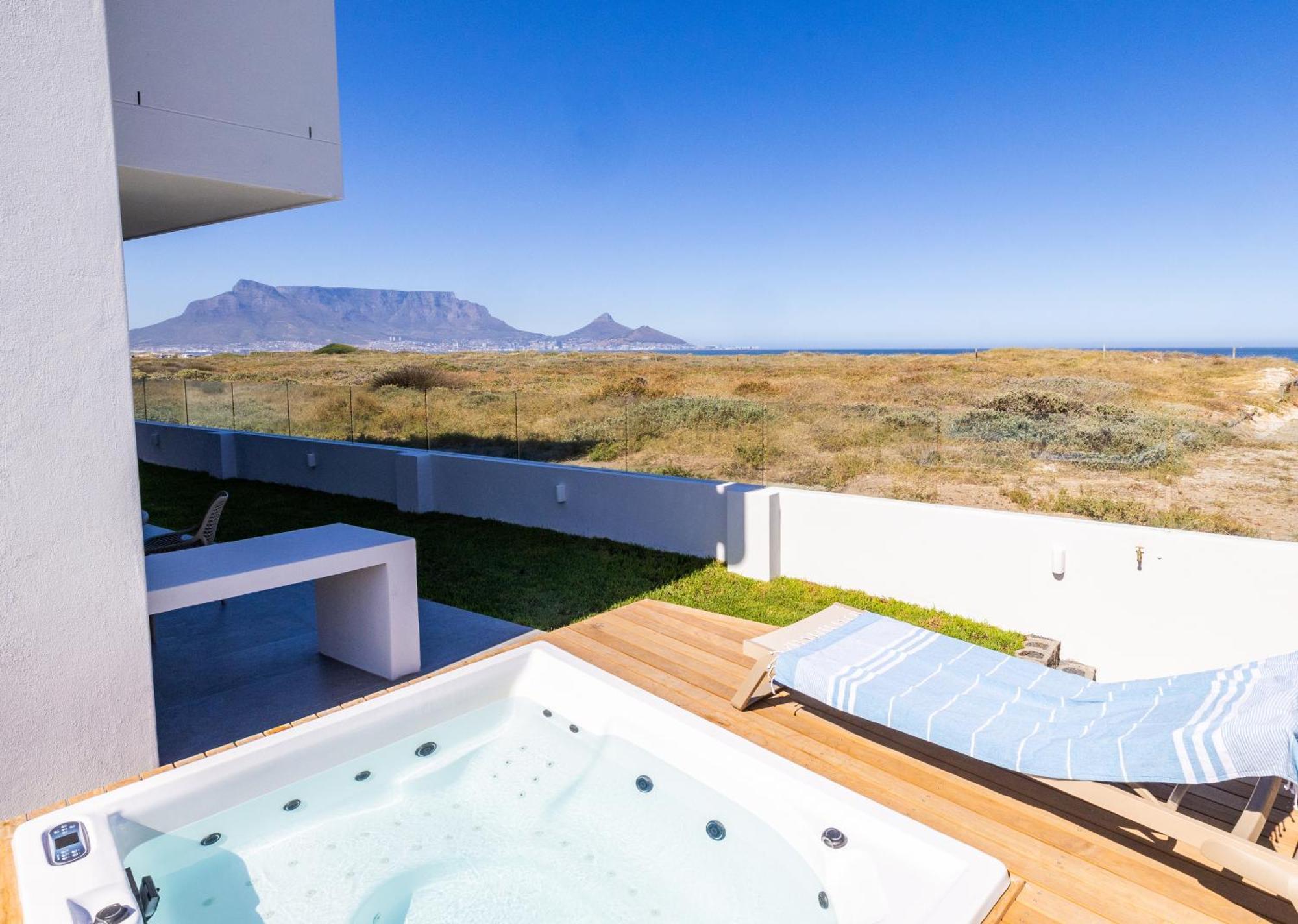 Ocean 9 - Sunset Beachfront Residency Kapstadt