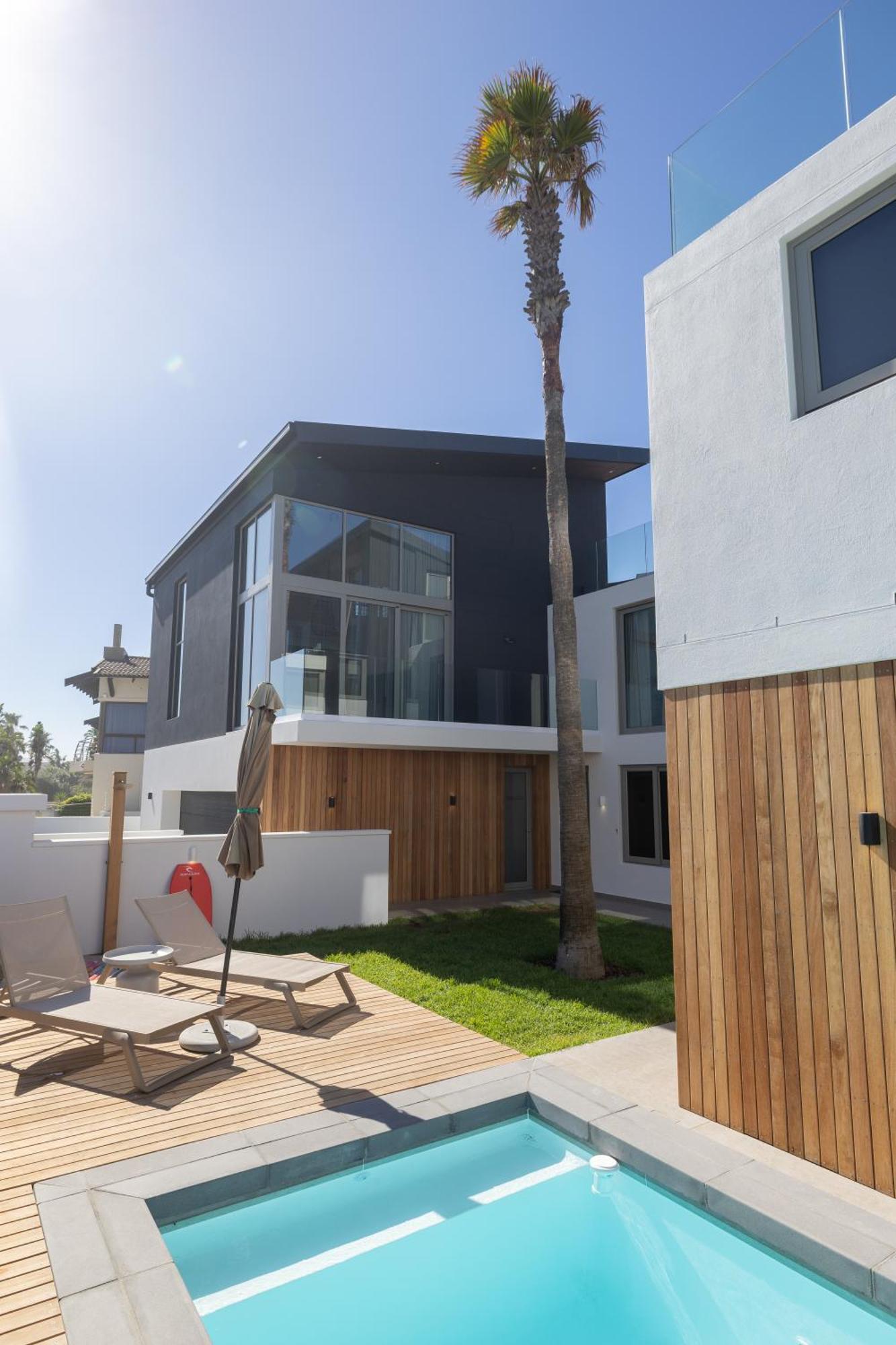 Aparthotel Ocean 9 - Sunset Beachfront Residency *